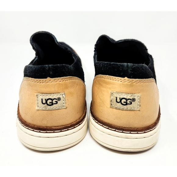 UGG Adley slip on Black Perforated slip on Sneakers - Picture 4 of 8